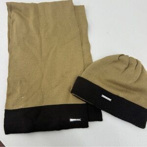 Michael Kors Knit Beanie Hat & Scarf bundle - Stylish & Cozy!